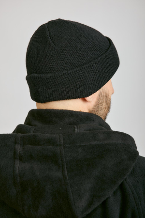 Шапка с отворотом, черный - интернет магазин Полигон